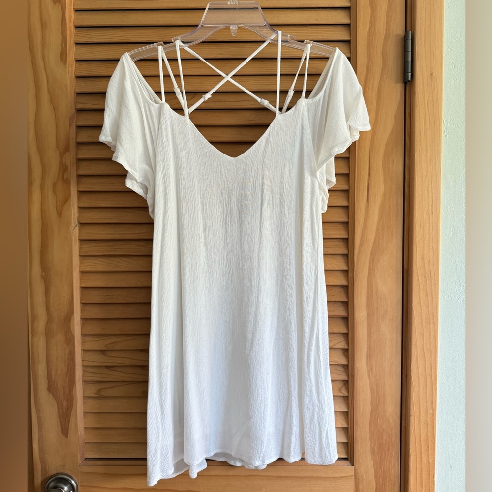 White strapy off the shoulder mini dress